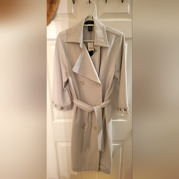 Sandra&Andre  Trench Coat - Picture 1 of 4
